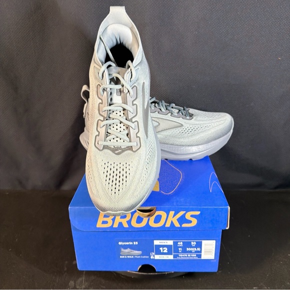 Brooks Glycerin 23 Mens Running Shoes Size 12 WIDE 2E Grey
